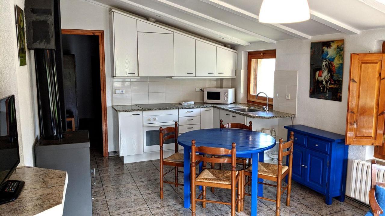 Mas El Carrer Apartment Santa Pau Ngoại thất bức ảnh